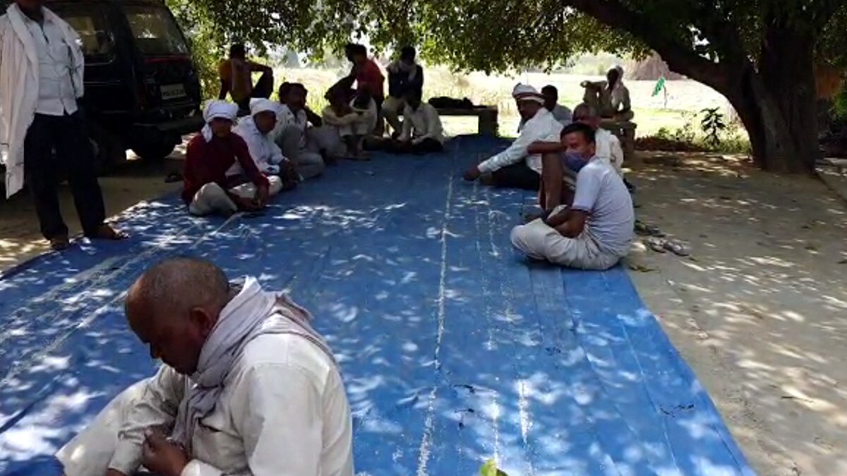 गांव में डेंगू का कहर, एक हफ्ते में 13 लोगों की मौत.