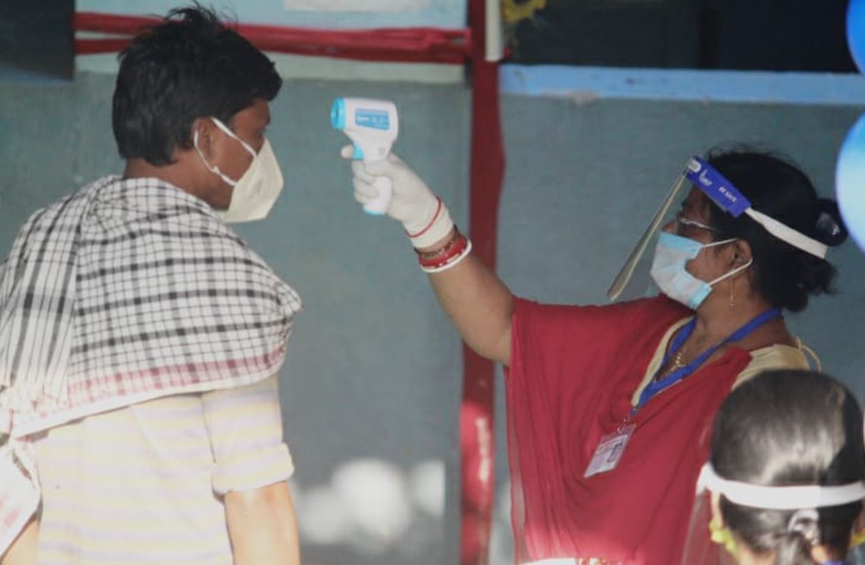 कोरोना ने बदला वोटिंग का तरीका