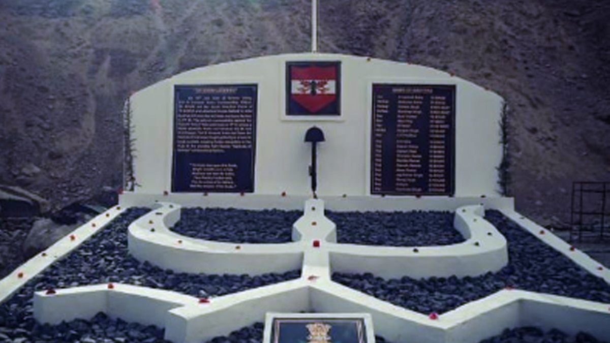 गलवान घाटी में शहीद हुए सैनिकों का स्मारक.