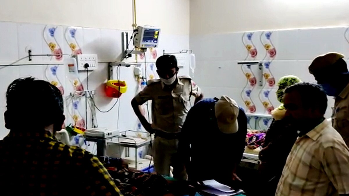 6 लोगों ने क‍िया दो बहनों का गैंगरेप.