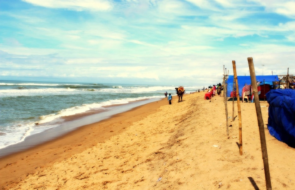 गोल्डन बीच