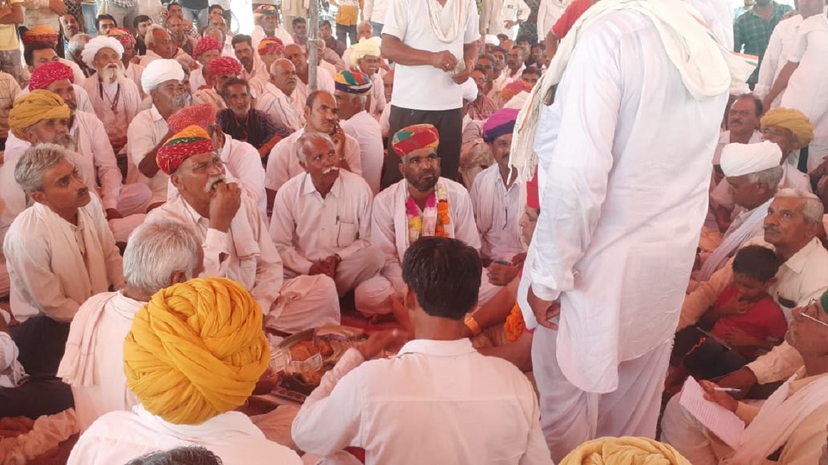 हारे प्रत्याशी के लिए लोगों ने जुटाए 21 लाख