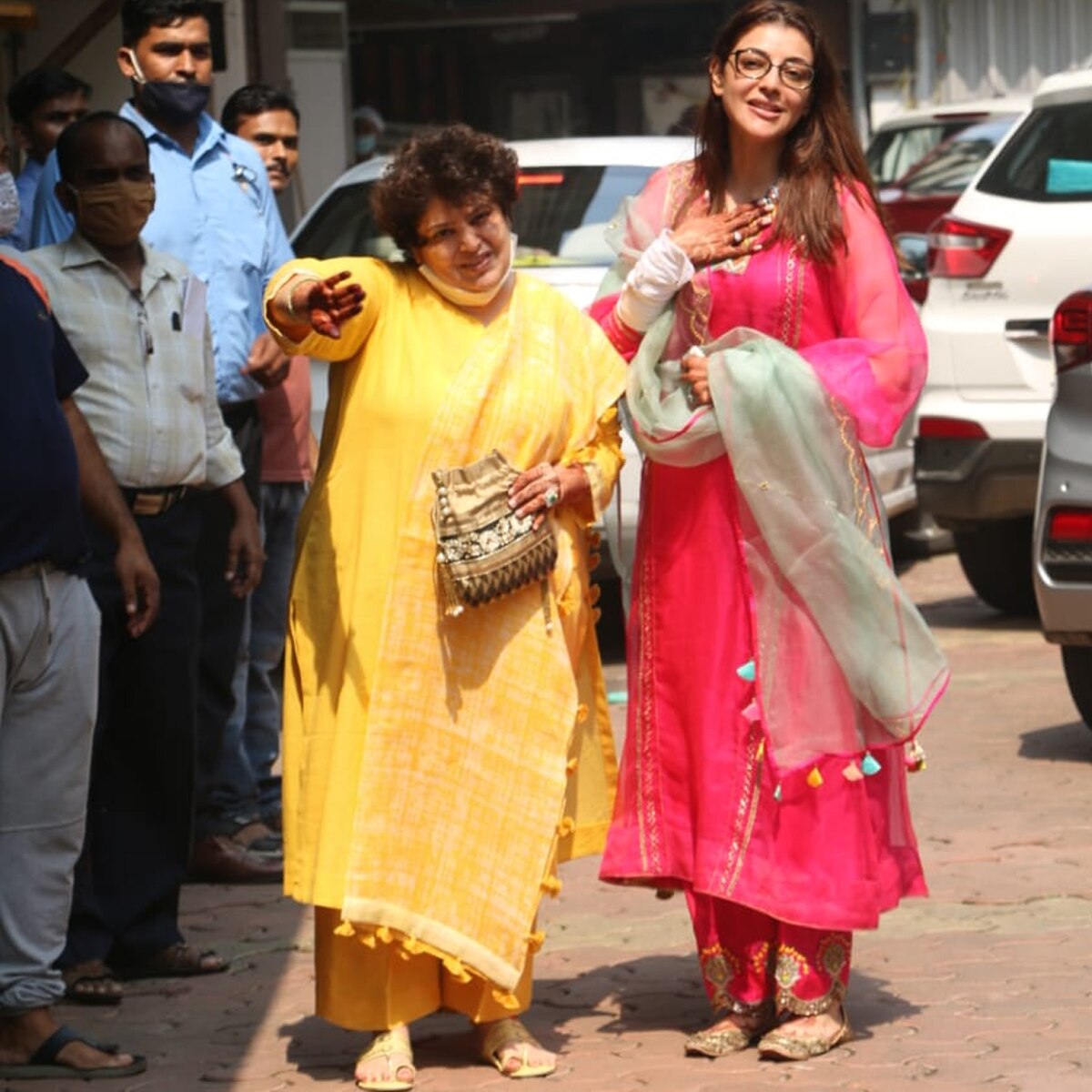 मां संग काजल