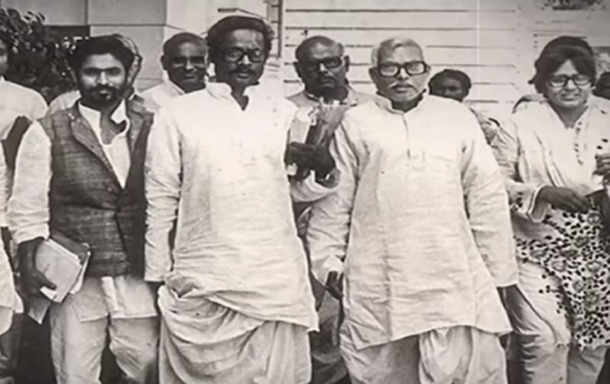 बिहार के इस CM का पुराना कुर्ता चंदे से हुआ था रिप्‍लेस