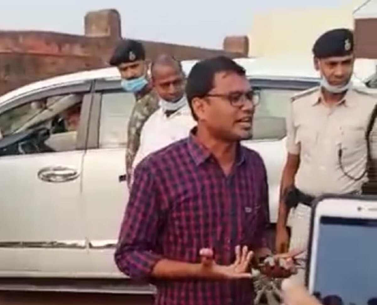 प्रचार करने पहुंचे बिहार के मंत्री को युवाओं ने घेरा