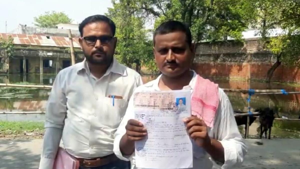 'लालू प्रसाद यादव' ने मढ़ौरा से किया नामांकन 