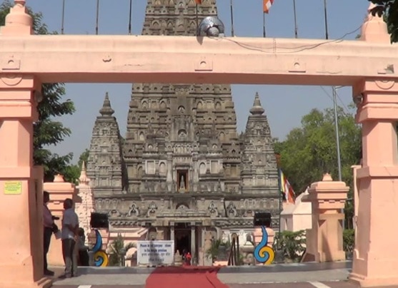 महाबोधि मंदिर के पट खुले