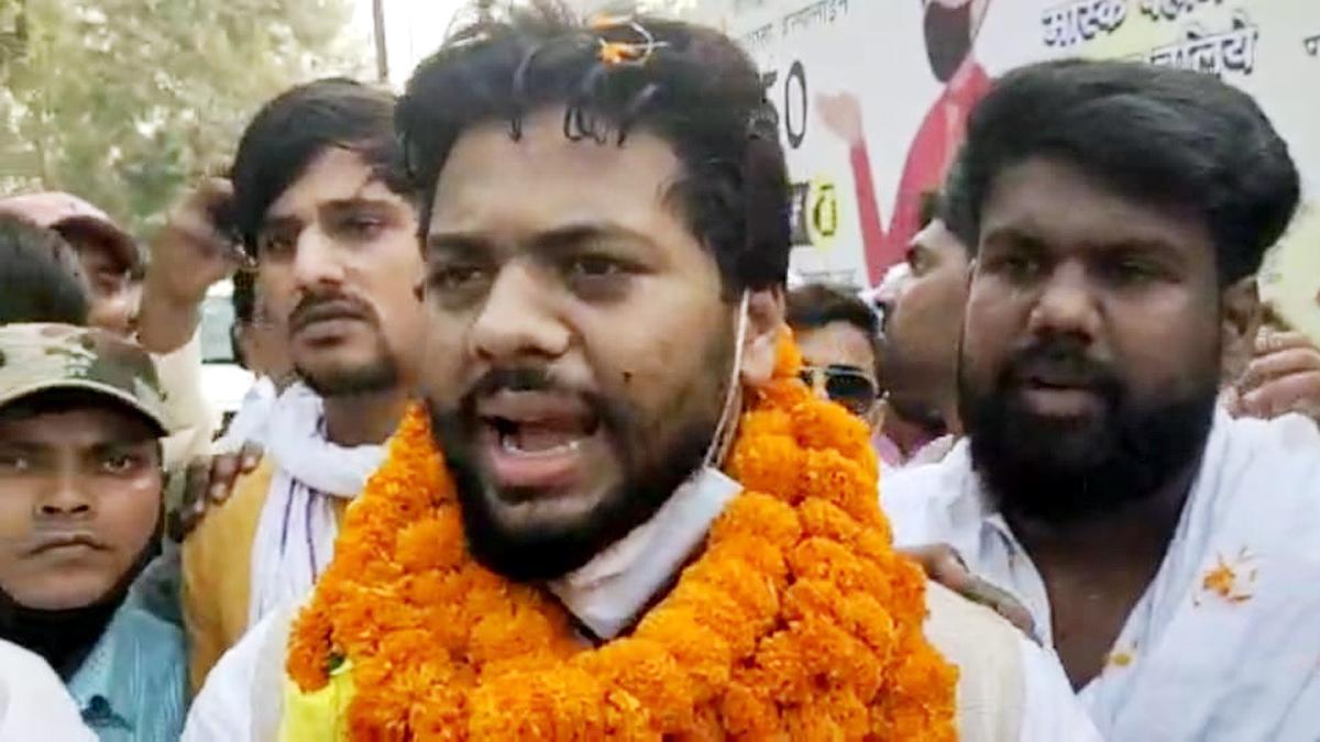 डॉ मशकूर उस्मानी ने किया नामांकन