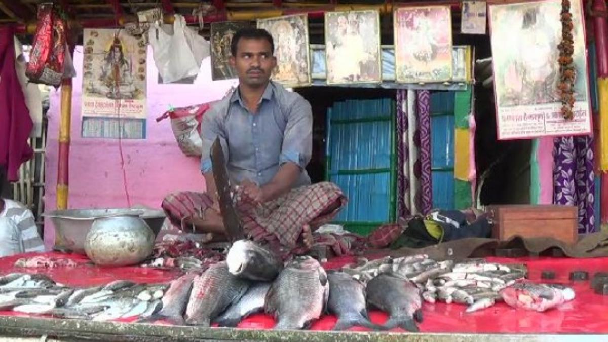 मछली बाजार पर आंध्र प्रदेश और बंगाल ने जमाया कब्जा पान बाजार में कोलकाता का दबदबा.