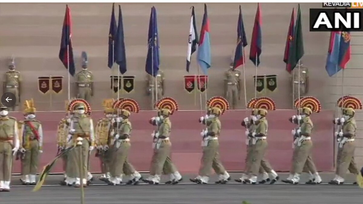 राष्ट्रीय एकता दिवसः  केवड़िया में दिखा राजपथ जैसा नजारा, देखें भव्य परेड की तस्वीरें.