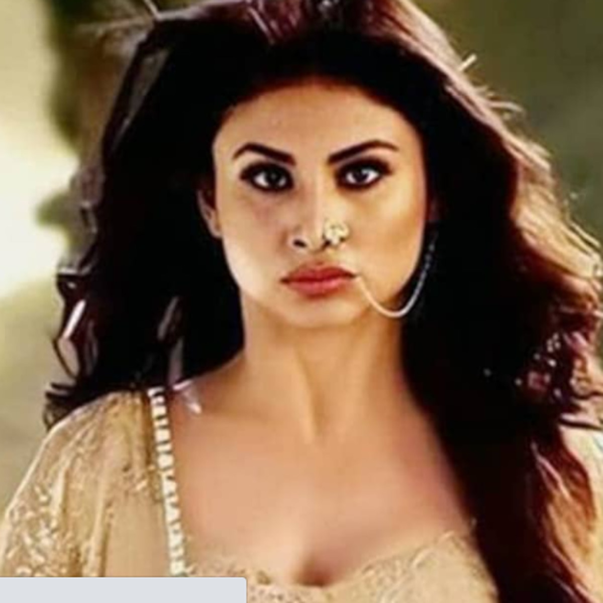 मोनी रॉय