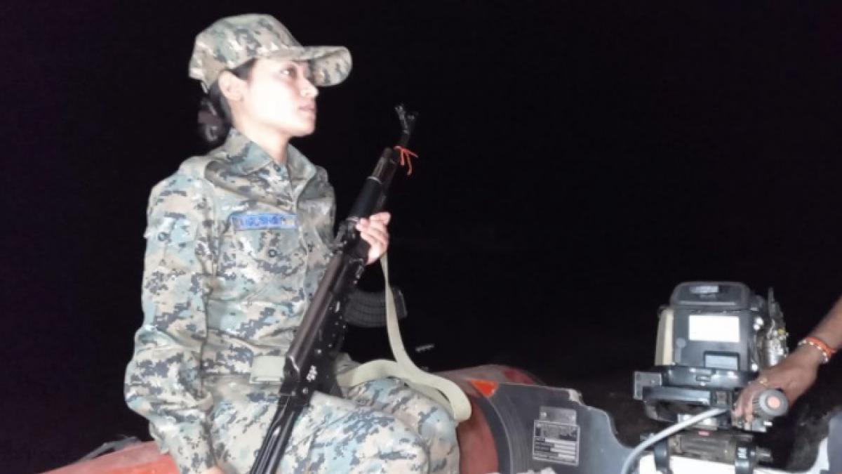 गंगा में दिन रात हो रही रिवर पेट्रोलिंग.