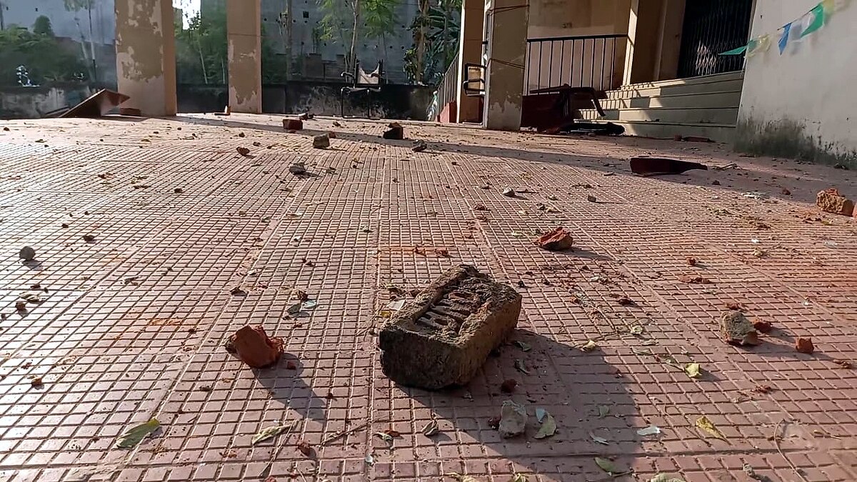 Protest against police brutal action in Munger 