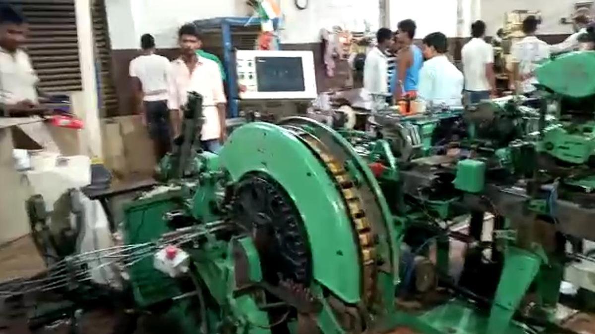 fake cigarette factory in Muzaffarpur