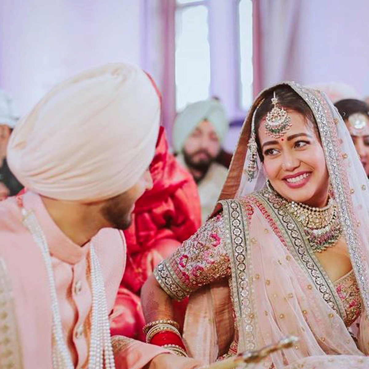 रोहनप्रीत संग नेहा कक्कड़