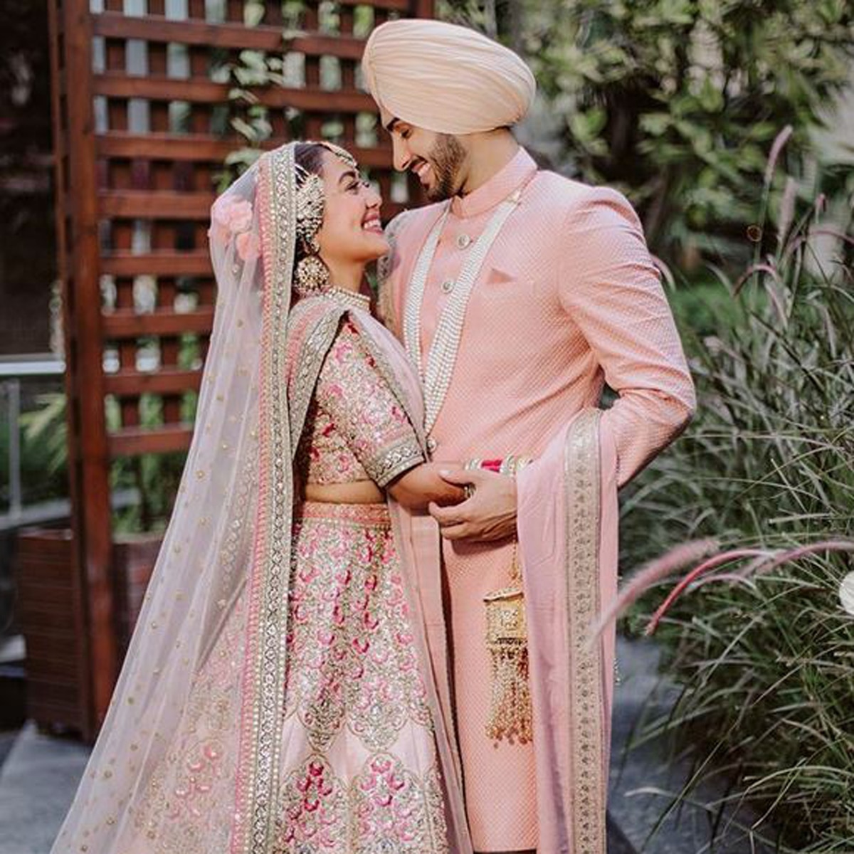 रोहनप्रीत संग नेहा कक्कड़