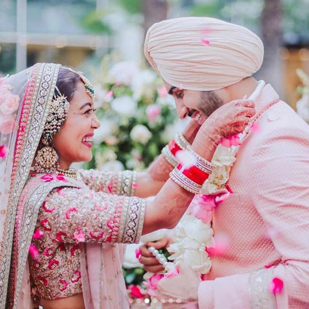 रोहनप्रीत संग नेहा कक्कड़