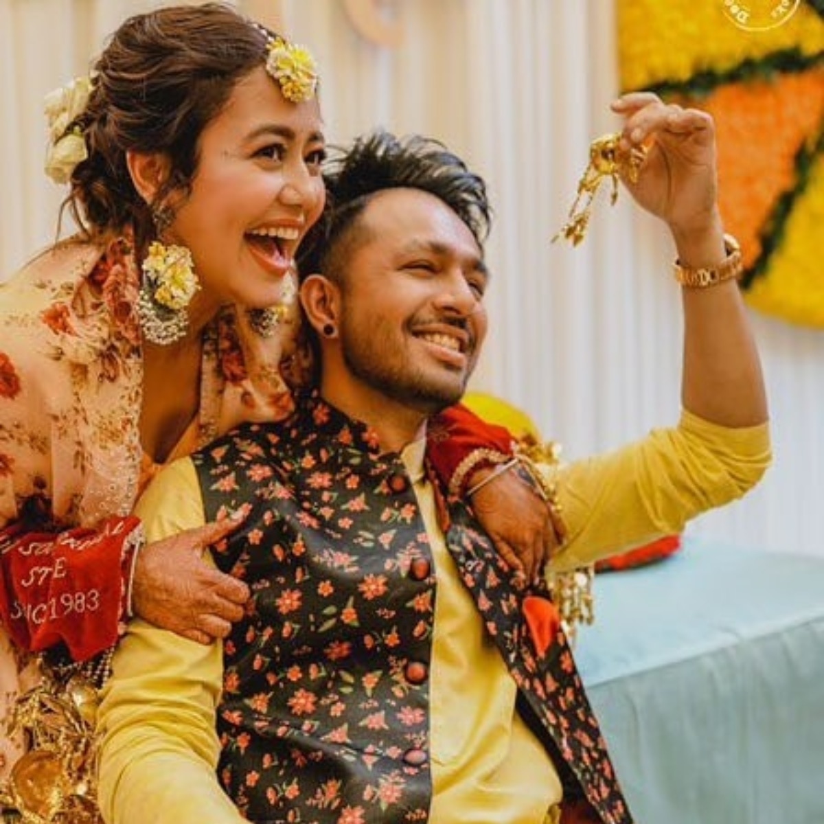 नेहा कक्कड़ और रोहनप्रीत सिंह नेहा कक्कड़ और रोहनप्रीत सिंह