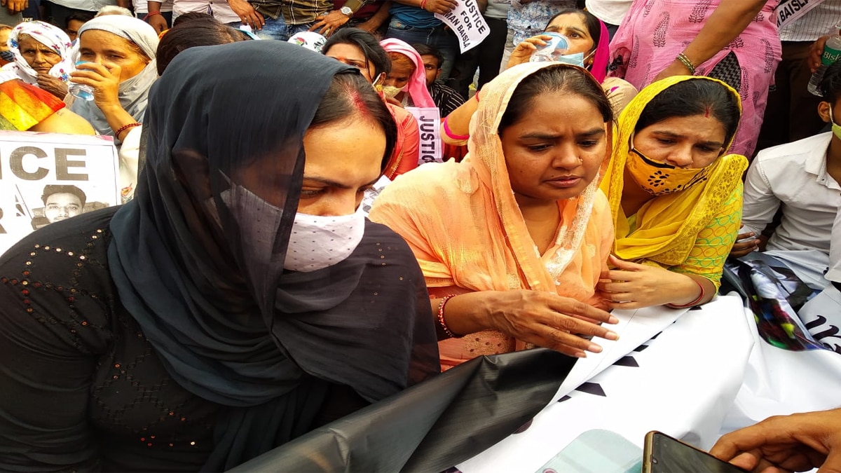 अमन बैंसला को न्याय दिलाने की मांग को लेकर गुर्जर समाज का प्रदर्शन. 