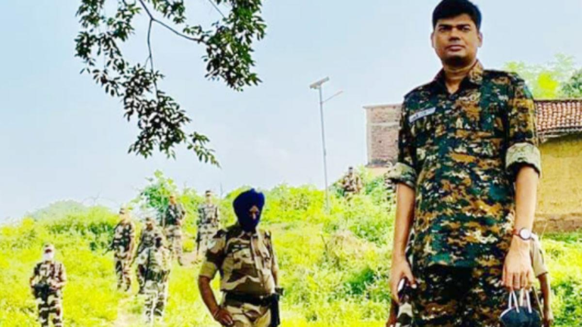 वोटिंग से पहले रोहतास का नक्सली क्षेत्र बना छावनी (फोटो आजतक)