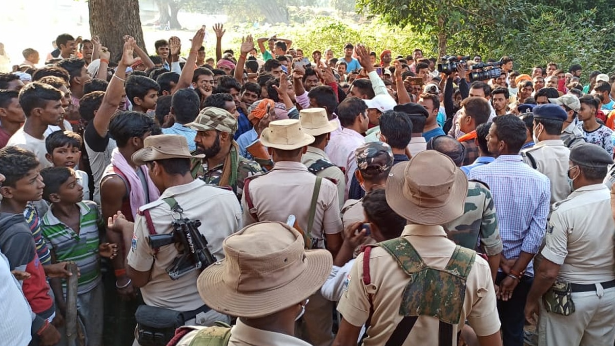  सात घंटे बाद तक नहीं पड़ा एक भी वोट.