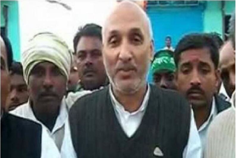 चार यादवों के बीच घमासान 