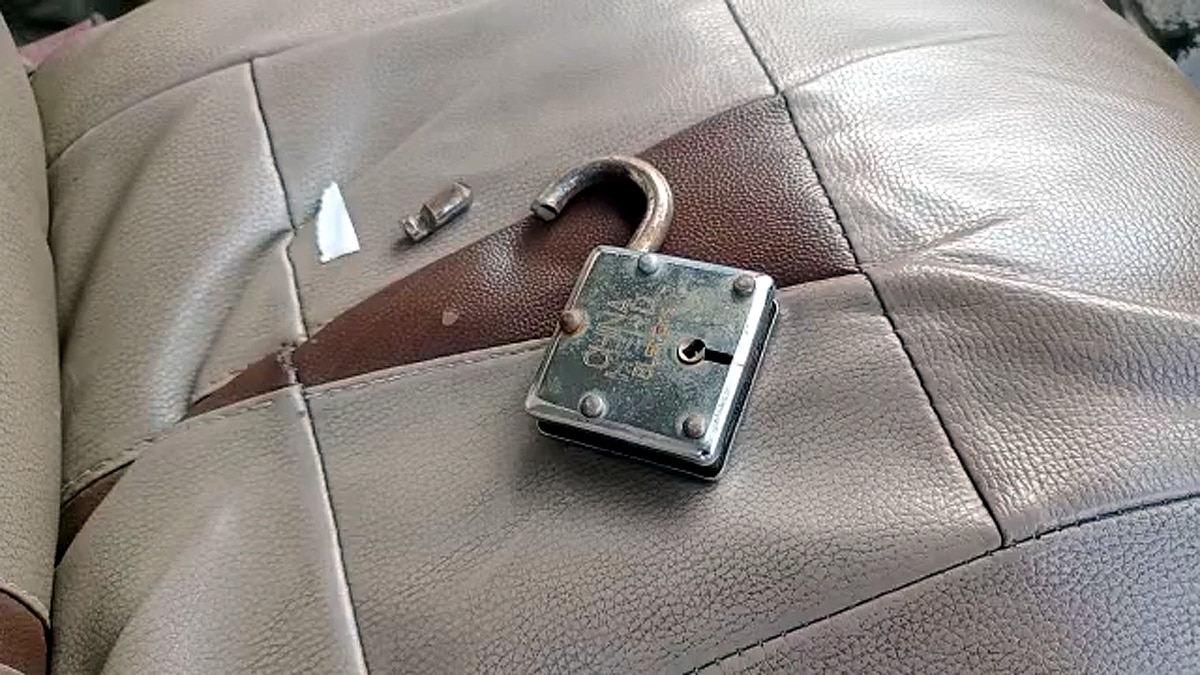 Thieves broke into an onion warehouse in Fatuha Patna