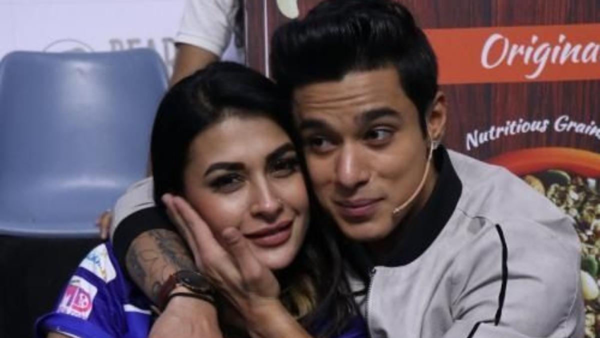 पवित्रा पुनिया और प्रतीक सहजपाल 