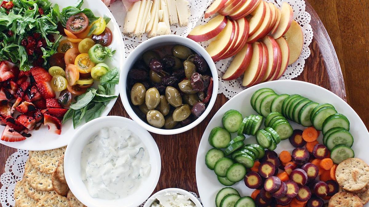 सर्दियों में डाइट में शामिल करें ये चीजें