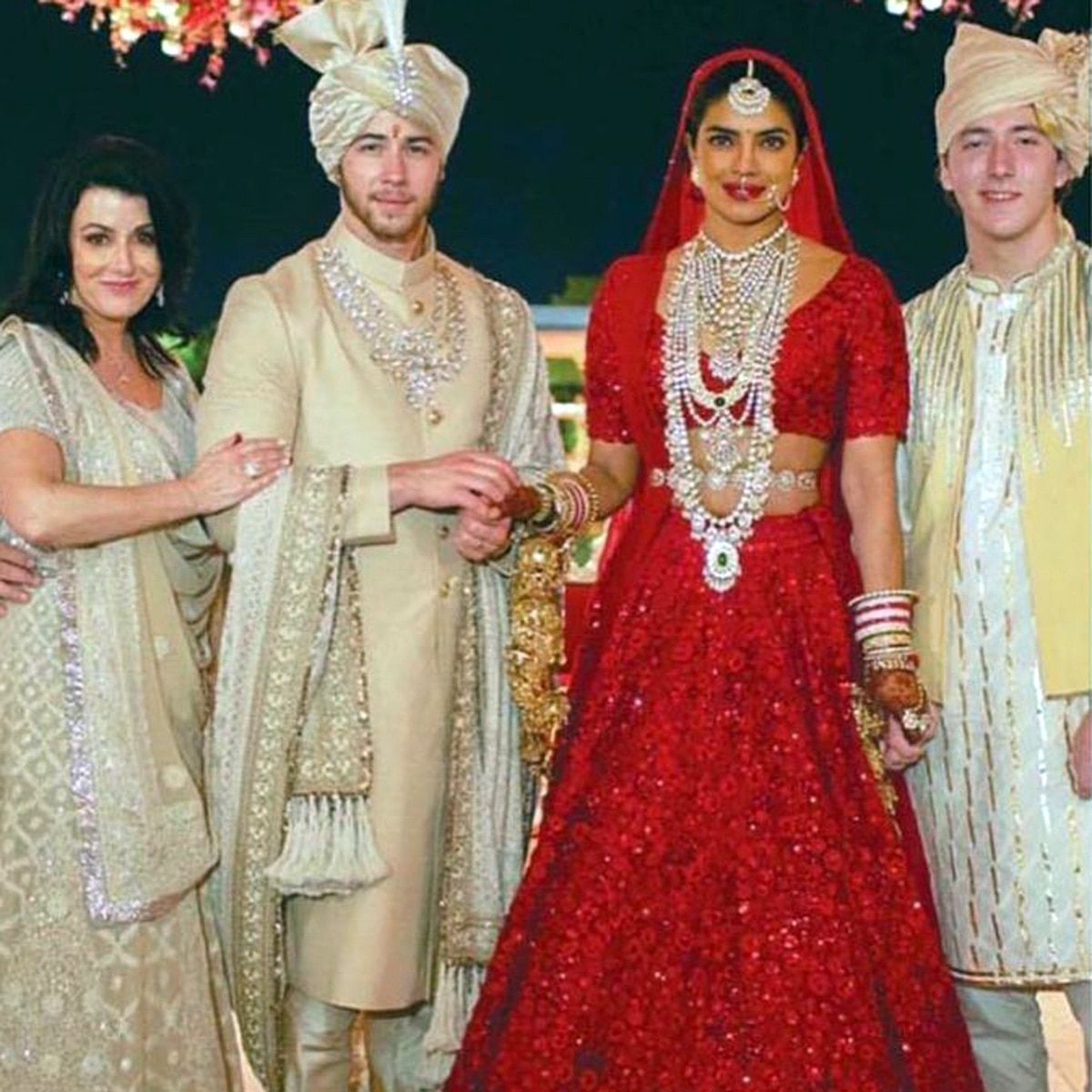 प्र‍ियंका चोपड़ा-निक जोनस 