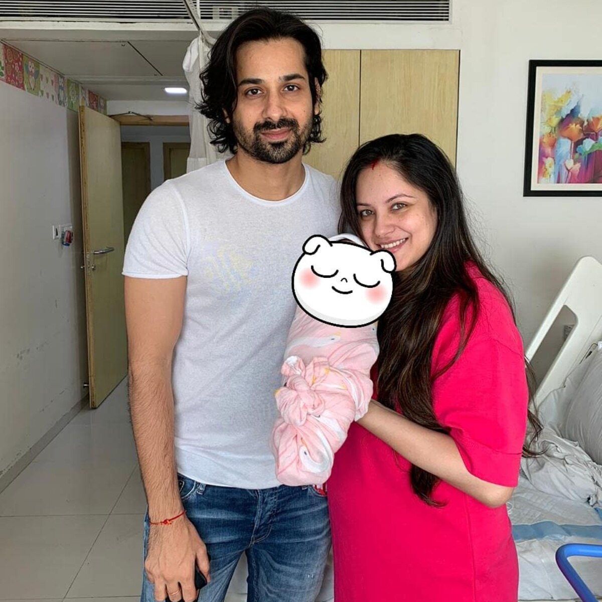 बेटे संग कुणाल वर्मा और पूजा बनर्जी