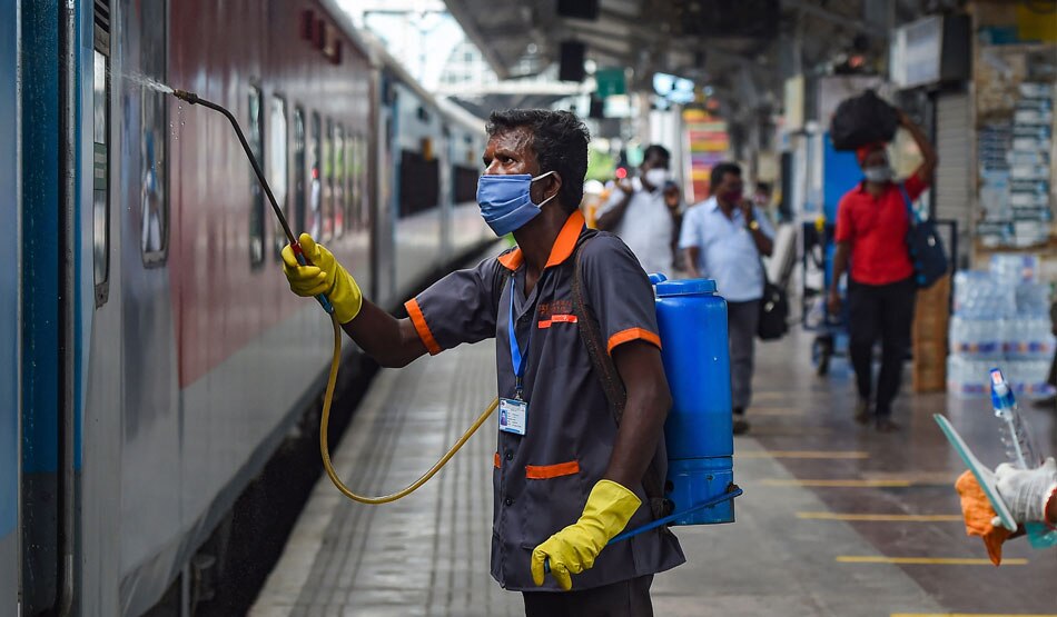 मास्‍क को फैशन के लिए पहनने पर भी कार्रवाई