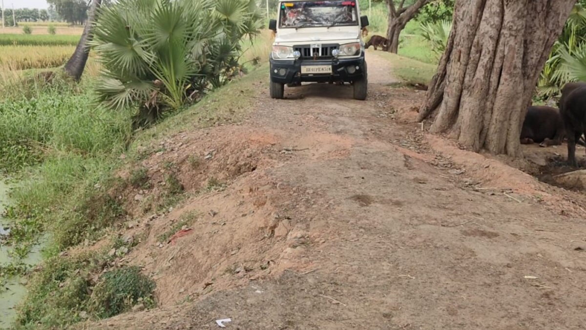 सीएम नीतीश कुमार के पैतृक गांव से महज 5 किलोमीटर की दूरी पर एक गांव हालात खराब (फोटो आजतक)