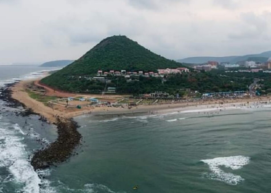 रुशिकोंडा बीच