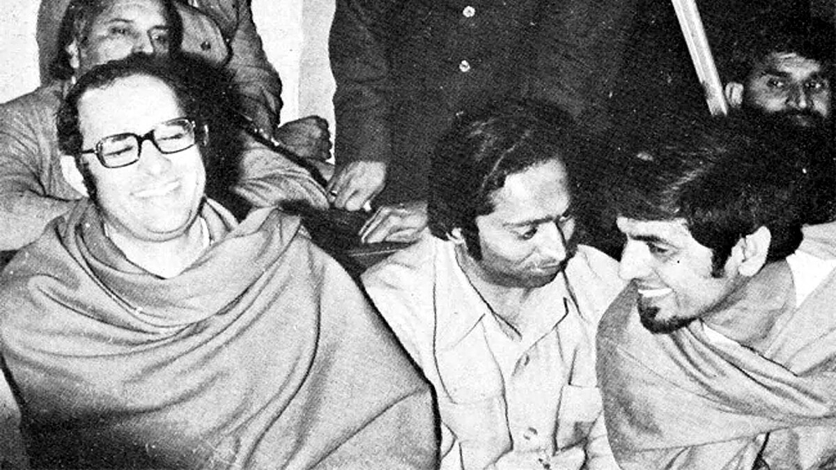 Election Story Onion Elephant sorry Indira Gandhi