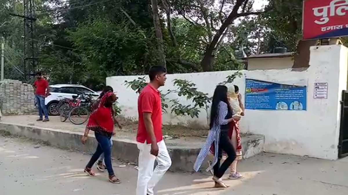 स्‍पा सेंटर में मसाज की जगह चल रहा था सेक्‍स रैकेट.