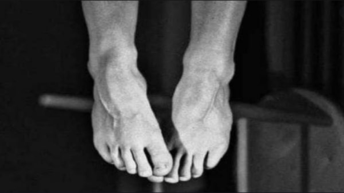 जुए में हारने के बाद शख्स ने की आत्महत्या