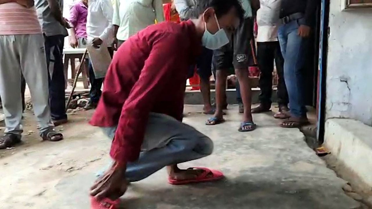 Why Tejaswi Yadav hit by Slippers thrown by Specially Disabled man