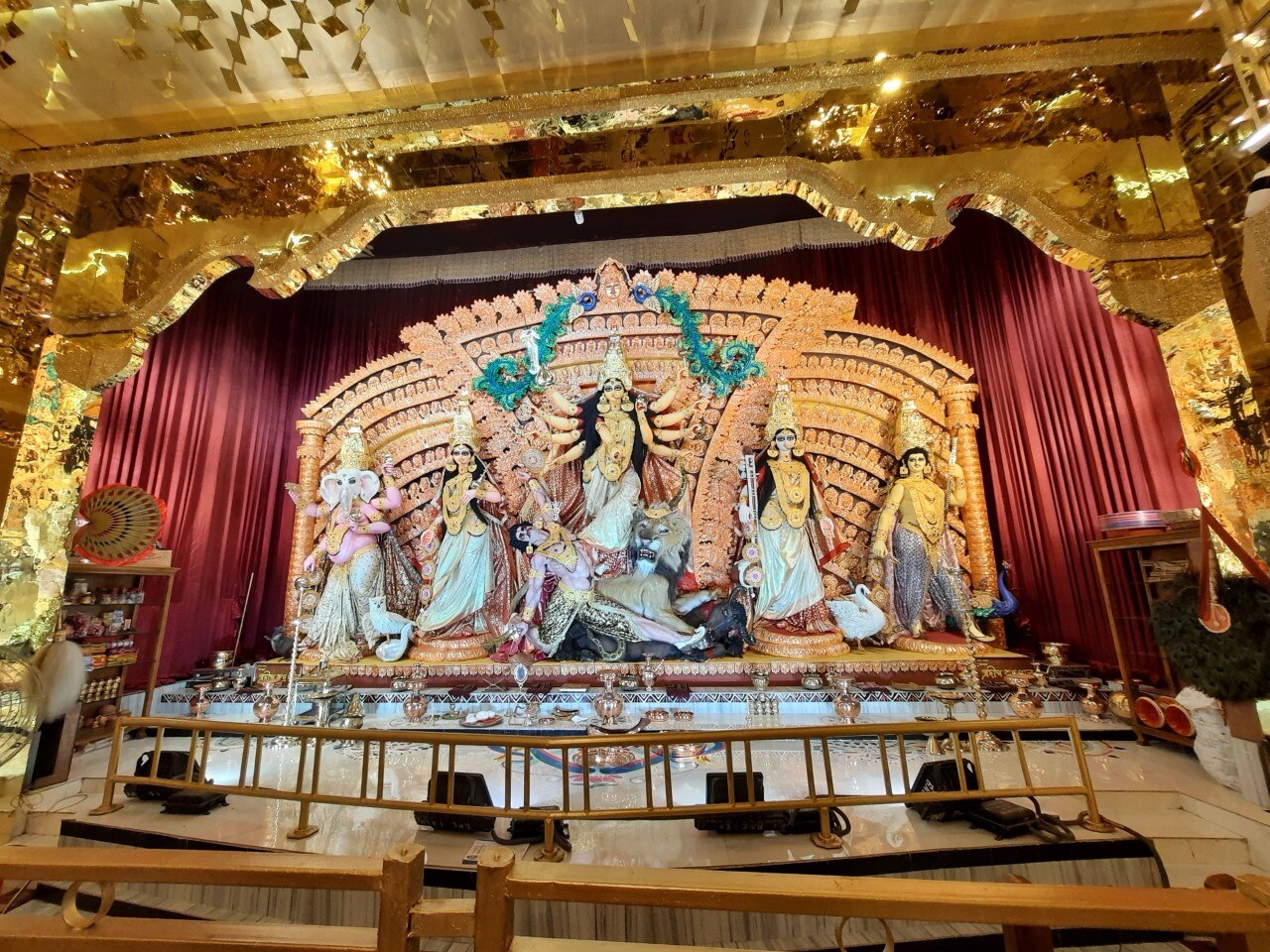  चमकीले मार्कर से चिह्नित