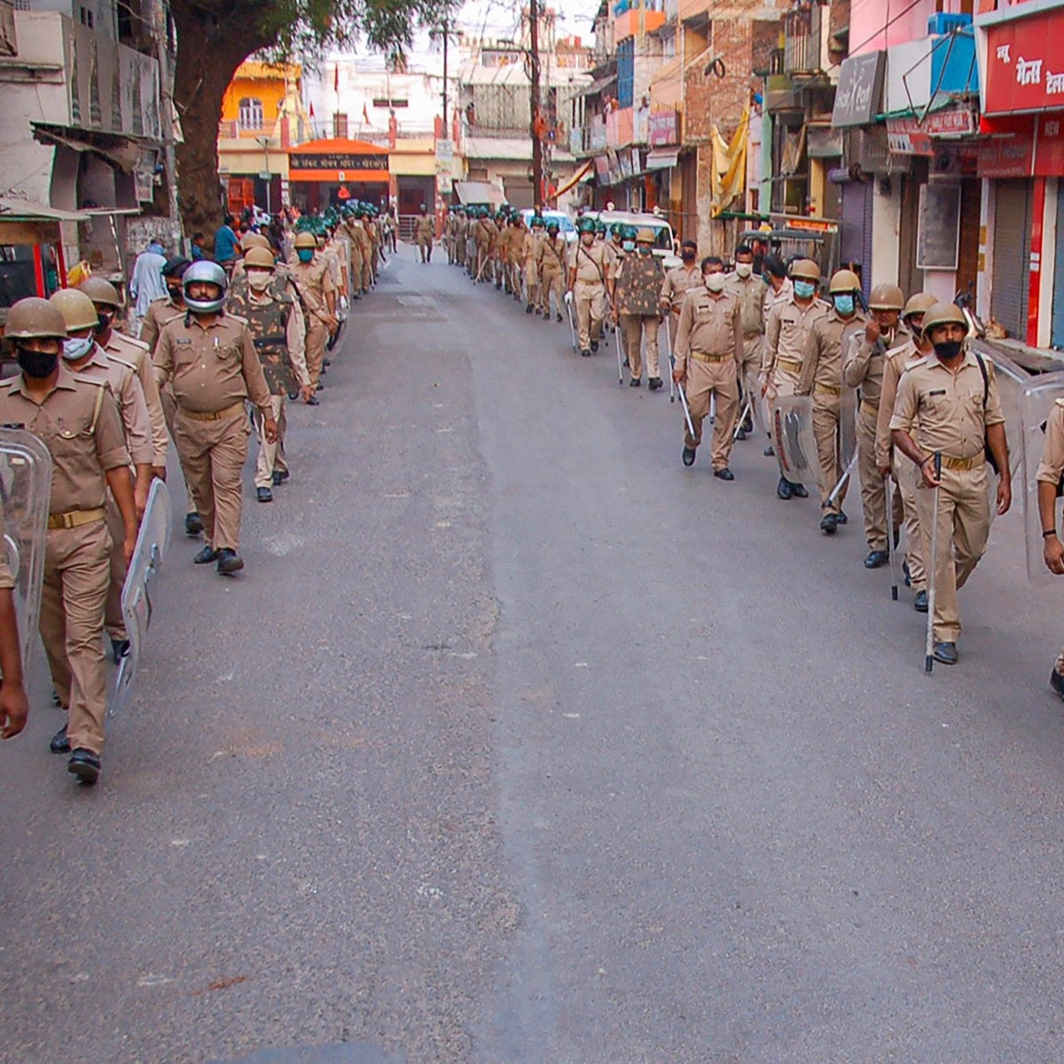 Mirzapur season 2 vs real Mirzapur