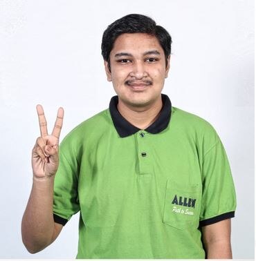 NEET AIR 1 Topper Shoyeb Aftab