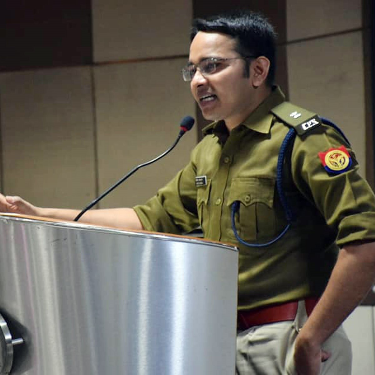 Hathras SP IPS vineet jaiswal