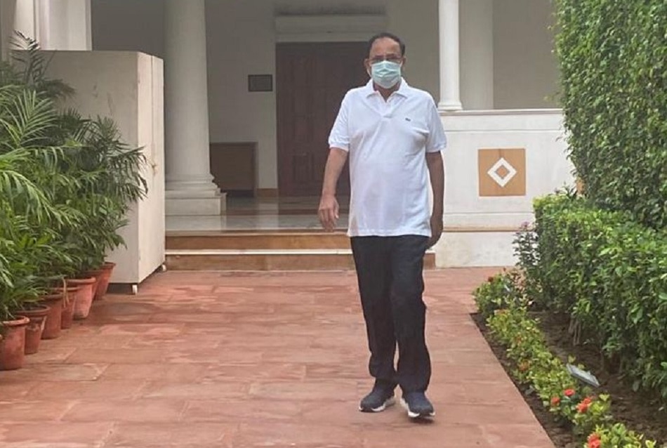 डॉक्टर्स ने दी आराम करने की सलाह