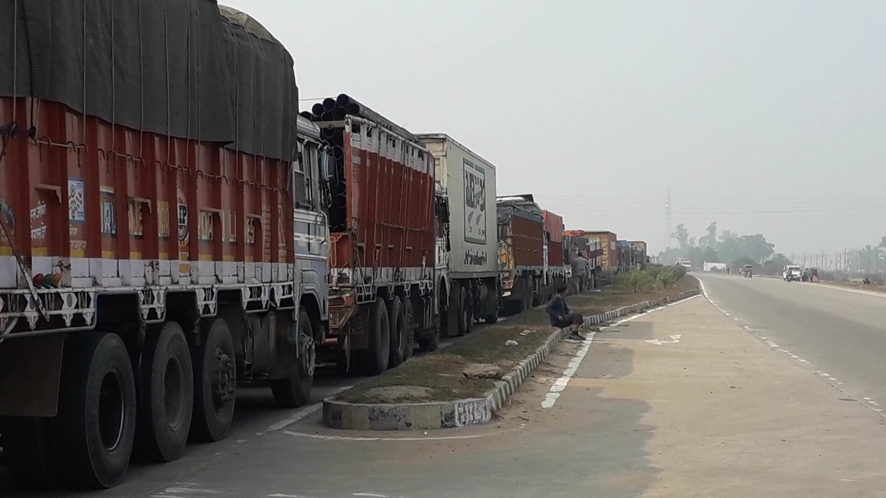 नेशनल हाईवे-2 पर लगता रहता है जाम