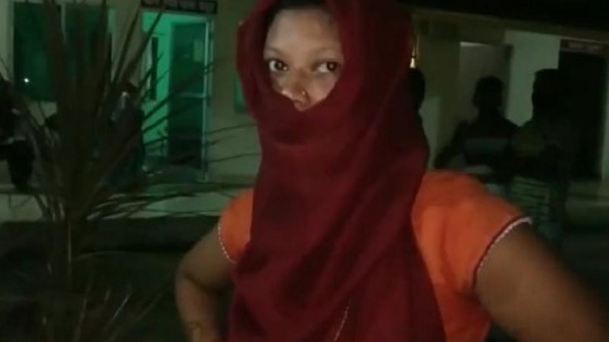 आरोपी महिला