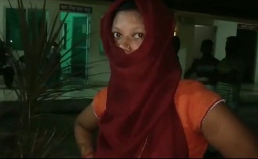 नकली नोट खपाने का आरोप