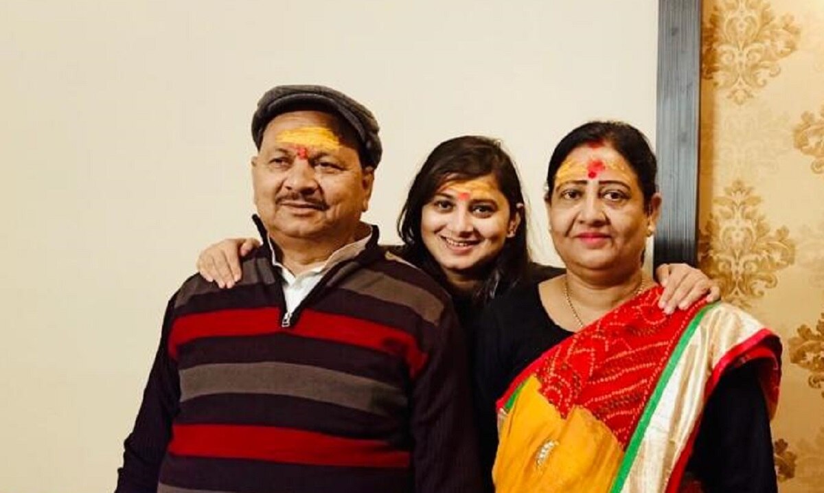 कोमल सिंह टिकट मिलने के बाद चर्चा में हैं