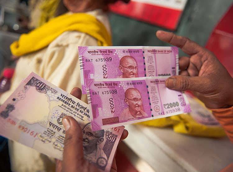 कॉरपोरेट कर्ज लेने को लेकर काफी सचेत 
