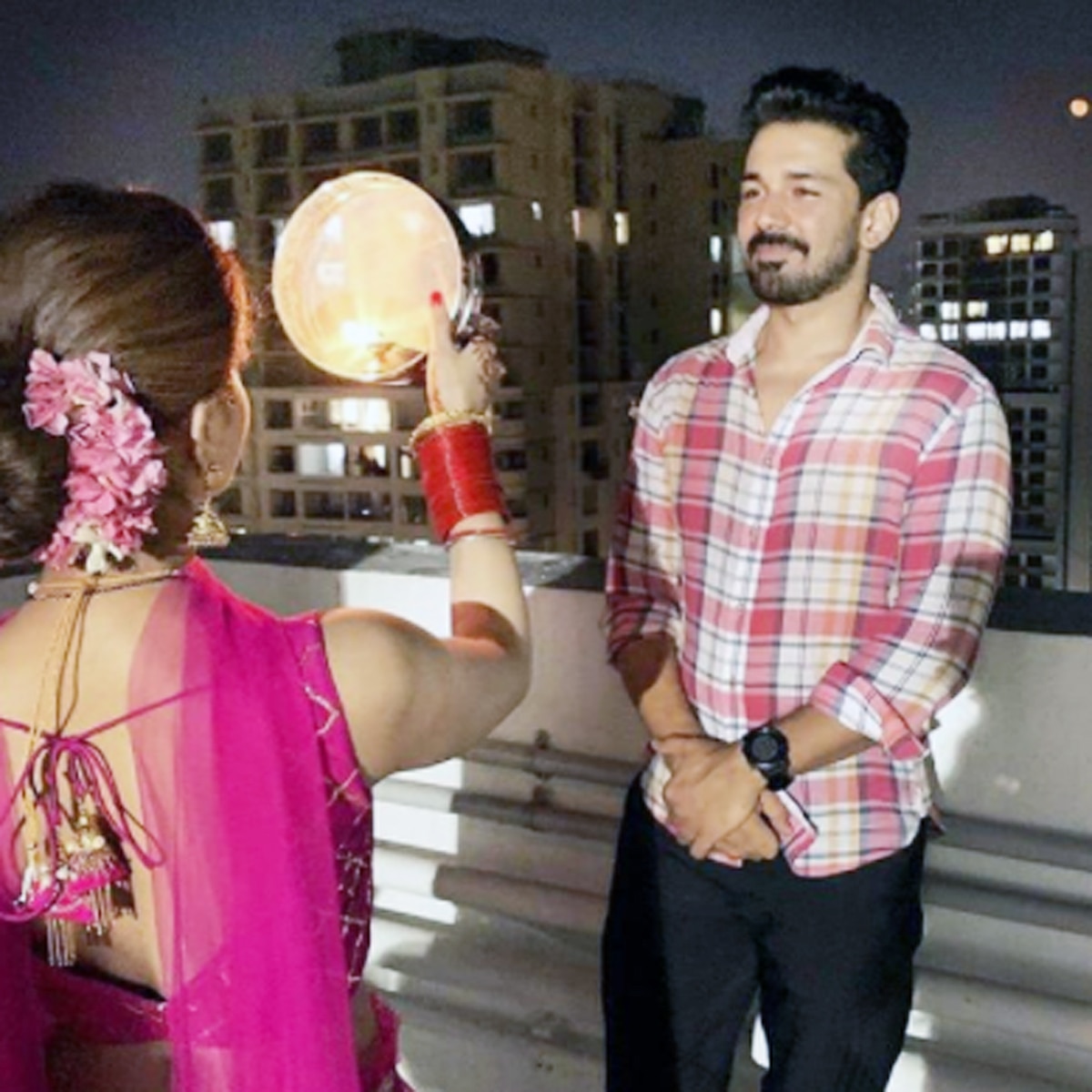 रुबीना और अभिनव 