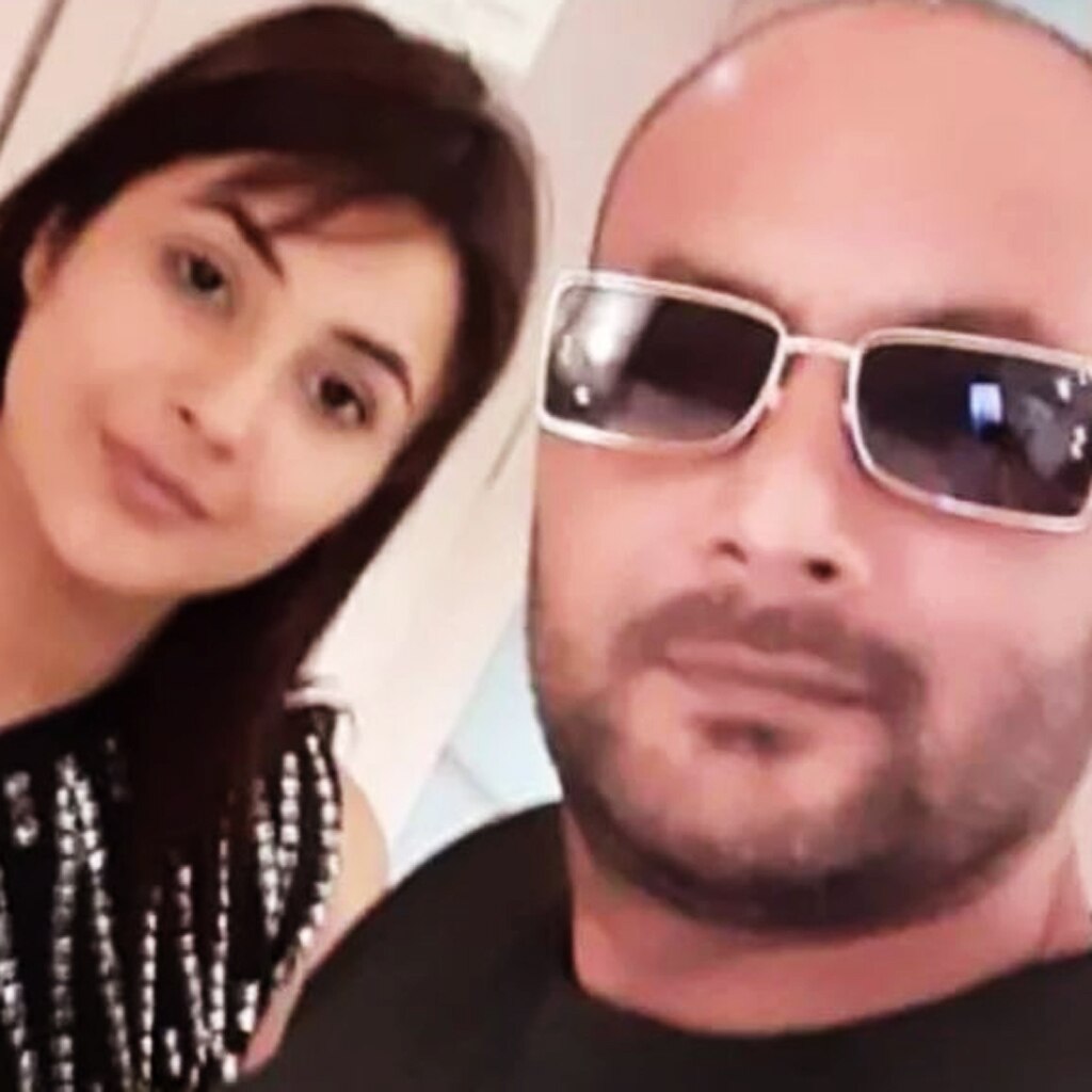 अपने पिता संग शहनाज गिल 